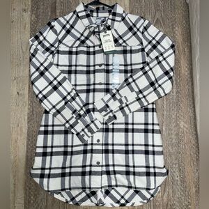 Brand New w/ Tags Duluth Trading Co Folklore Flannel Tunic in size S!